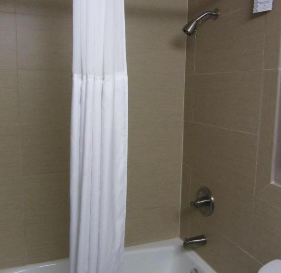 فندق Wyndham Garden Midland