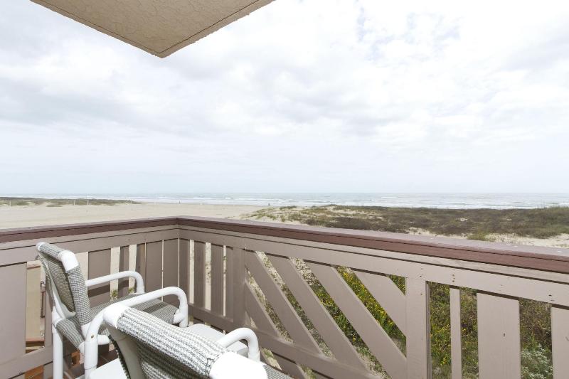 Isla Grand Beach Resort