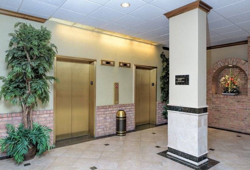 Isla Grand Beach Resort