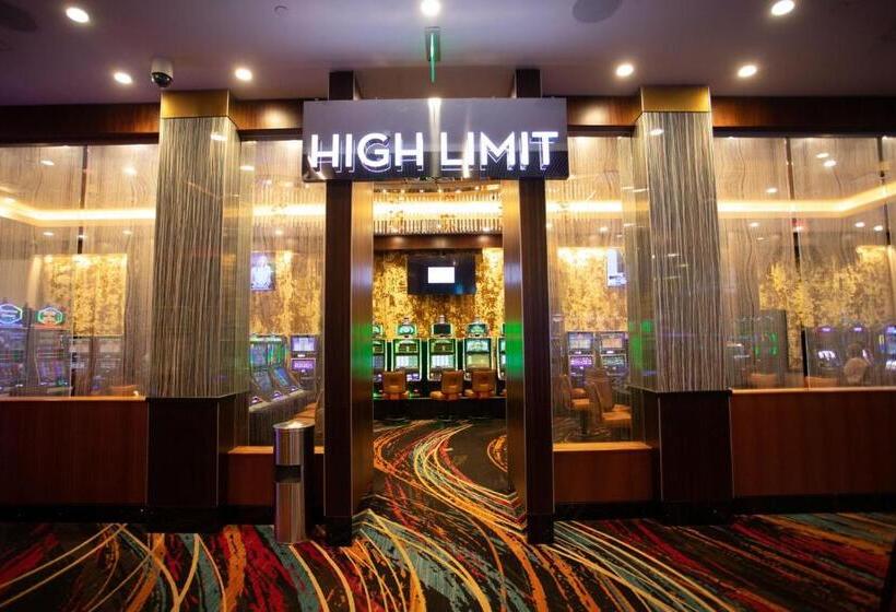 Jake S 58 Casino Hotel   Adults Only