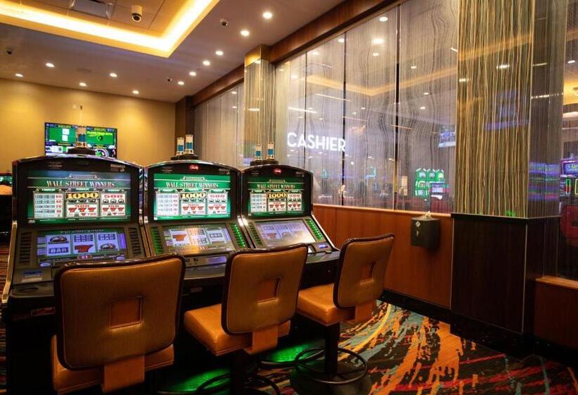 Jake S 58 Casino Hotel   Adults Only