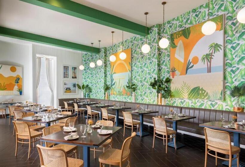 Riviera Resort Palm Springs