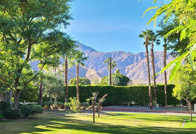 Riviera Resort Palm Springs