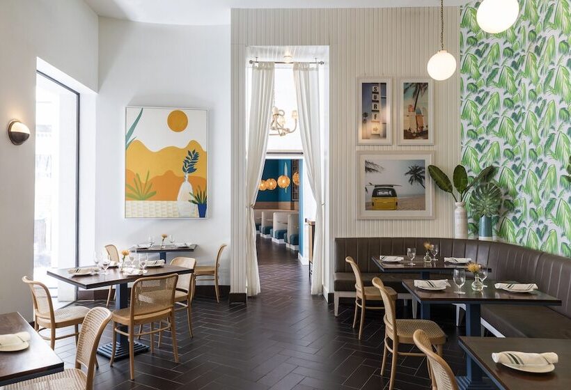 Riviera Resort Palm Springs