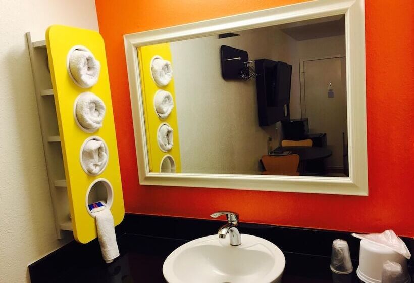 Motel 6 Amarillo, Tx West