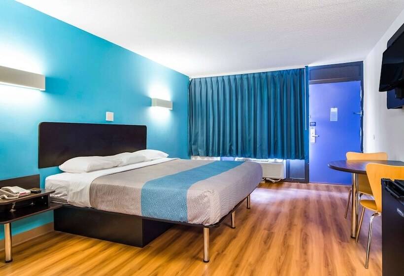 Motel 6 Lagrange Ga