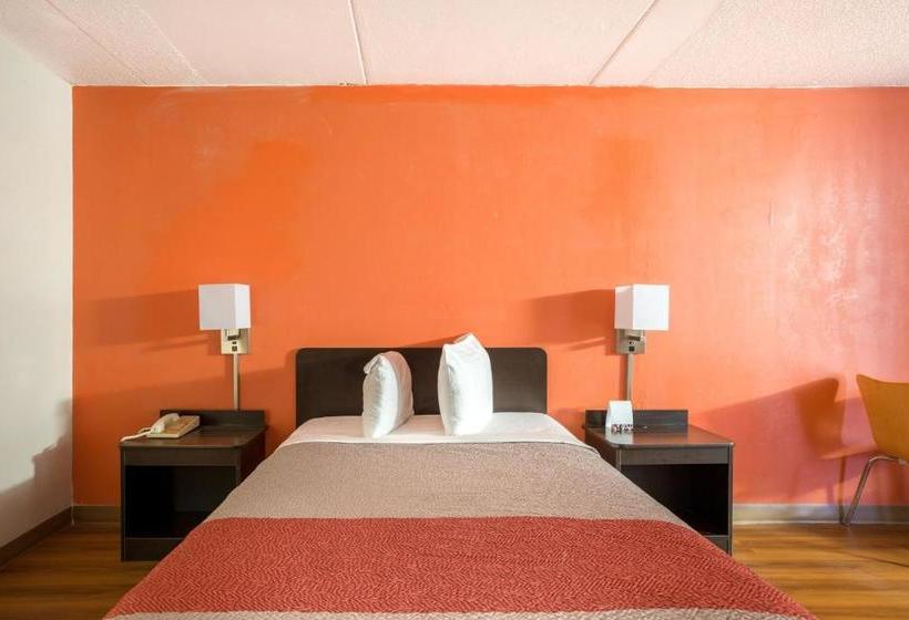 Motel 6 Sweetwater Tn