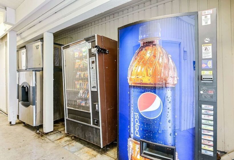 Motel 6oakland, Ca  Embarcadero