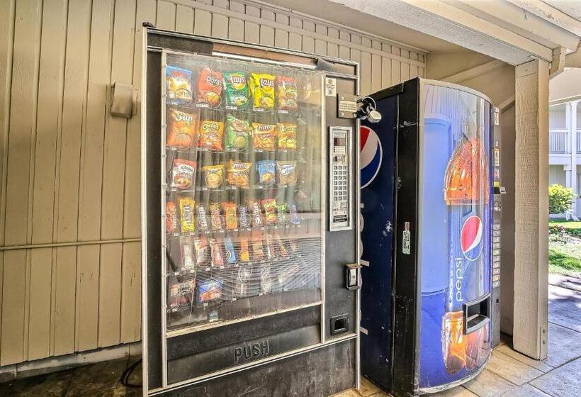 Motel 6oakland, Ca  Embarcadero