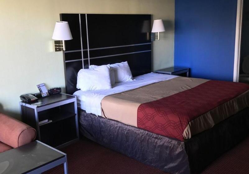 فندق على الطريق South Padre Island Lodge