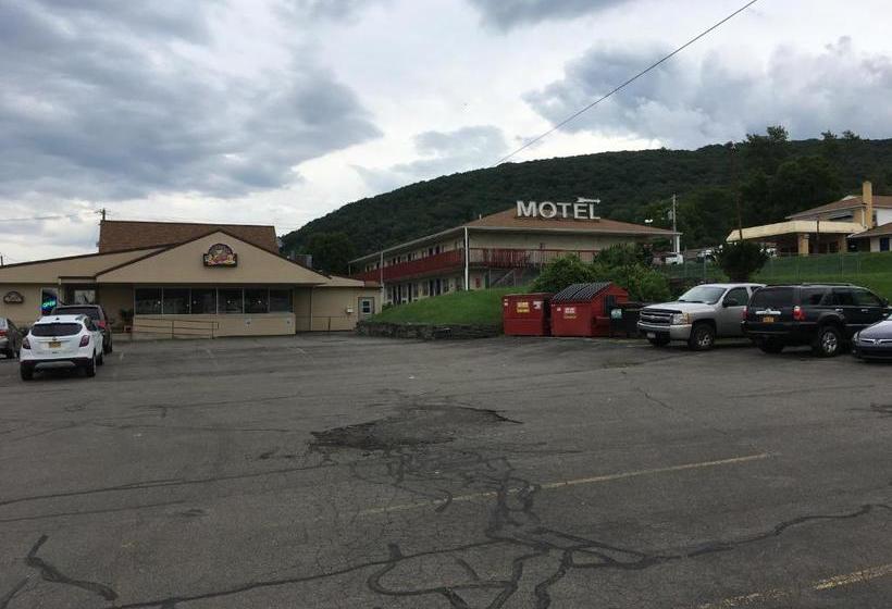 汽车旅馆  Parkway Inn