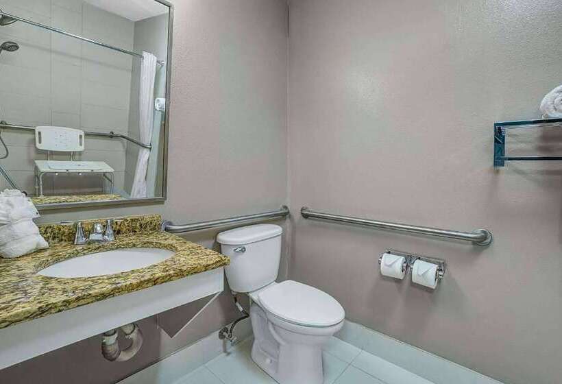 モーテル Travelodge By Wyndham Vernon Ct