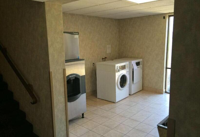 モーテル Travelodge By Wyndham Vernon Ct