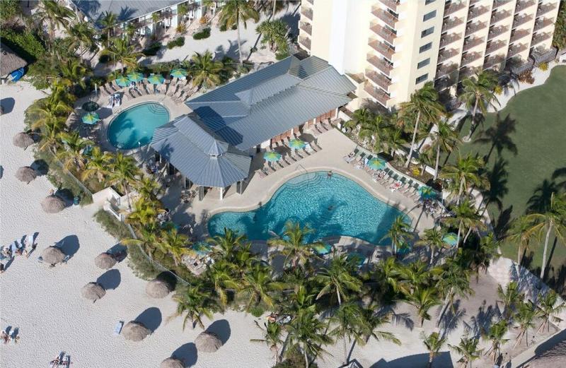 Naples Beach Hotel And Golf Club