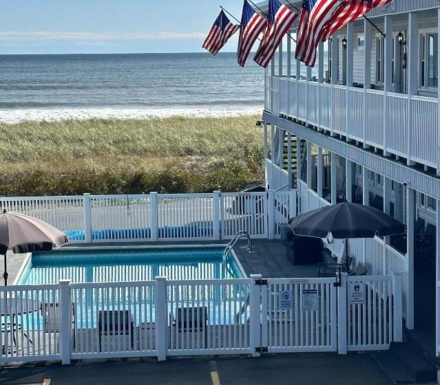 On The Beach Motel