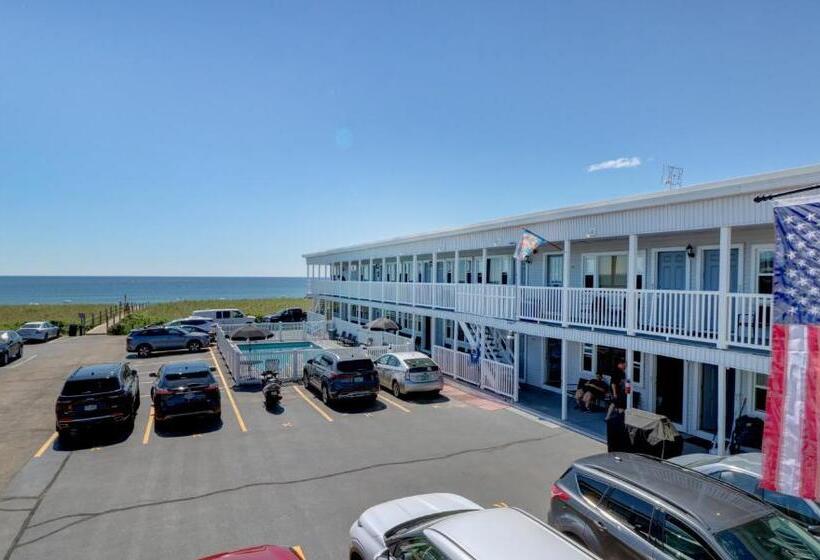 On The Beach Motel
