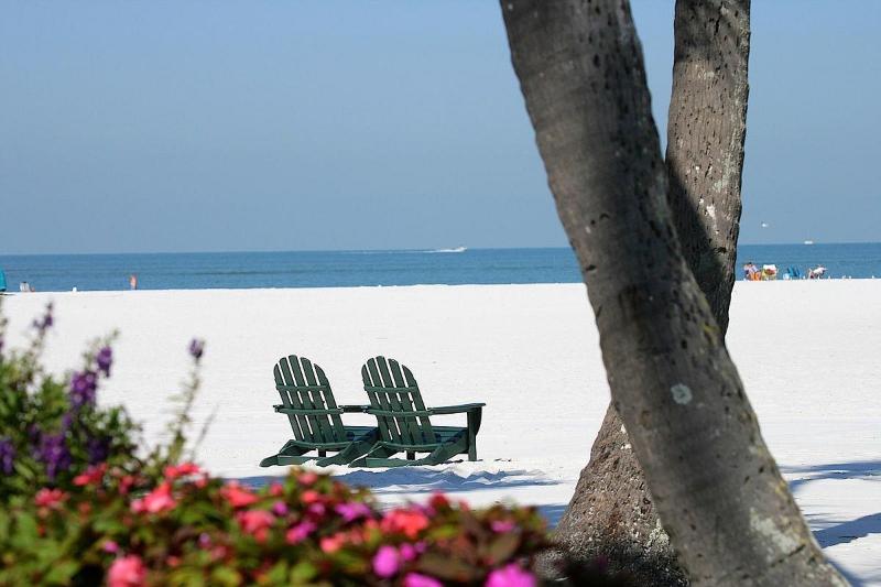 Outrigger Beach Resort