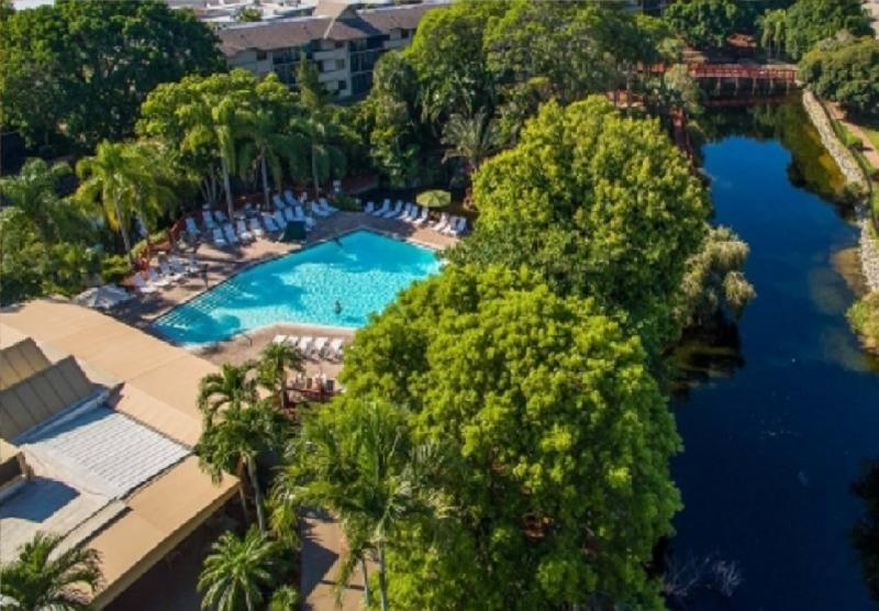 Park Shore Resort By Sunstream