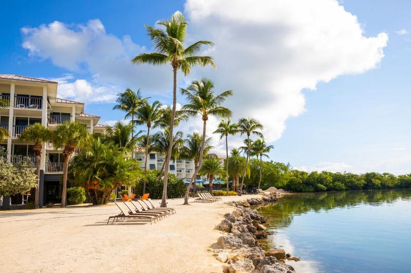 Pelican Cove Resort & Marina