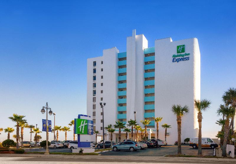 منتجع Holiday Inn Express & Suites Oceanfront Daytona Beach Shores, An Ihg