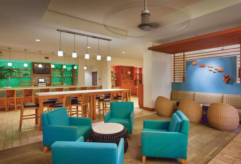 Курорт Hyatt Place Waikiki Beach