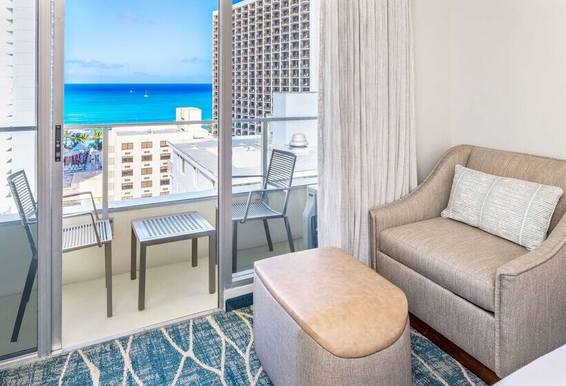 Курорт Hyatt Place Waikiki Beach