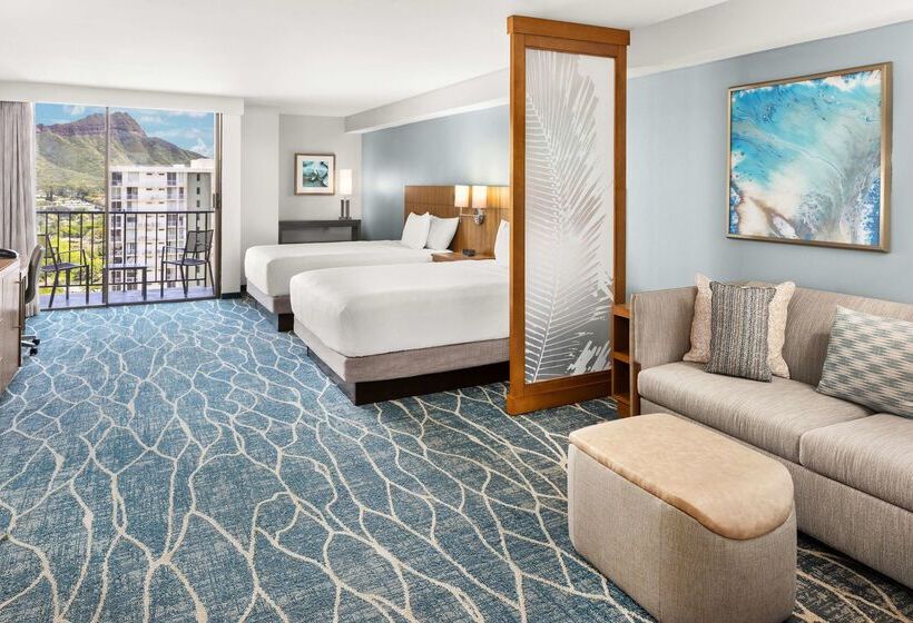 Курорт Hyatt Place Waikiki Beach