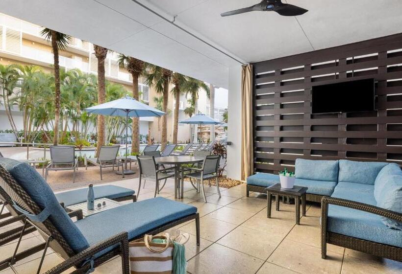 منتجع Marriott's Crystal Shores