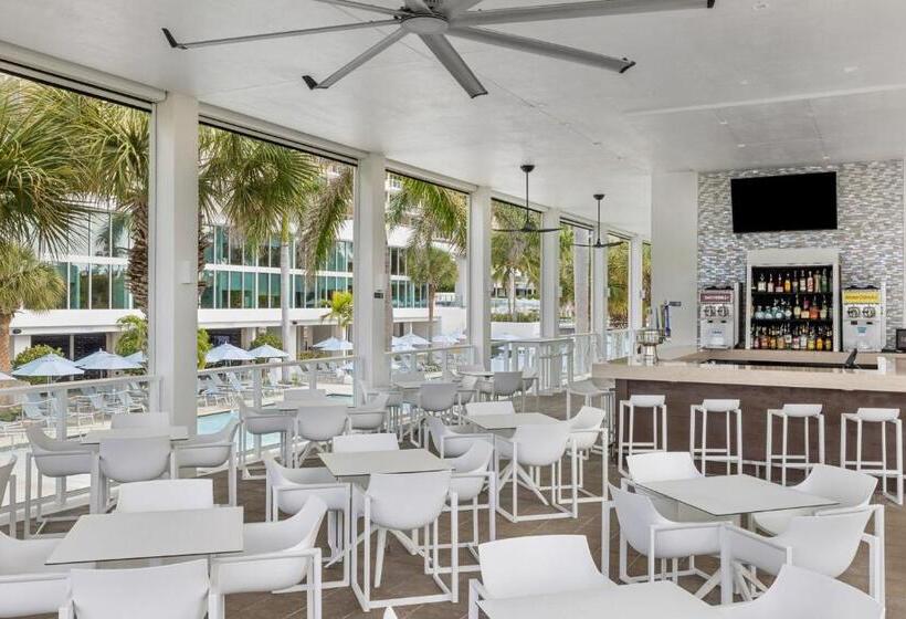 منتجع Marriott's Crystal Shores