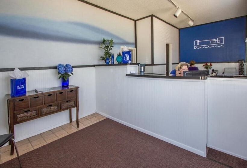 منتجع Montauk Blue