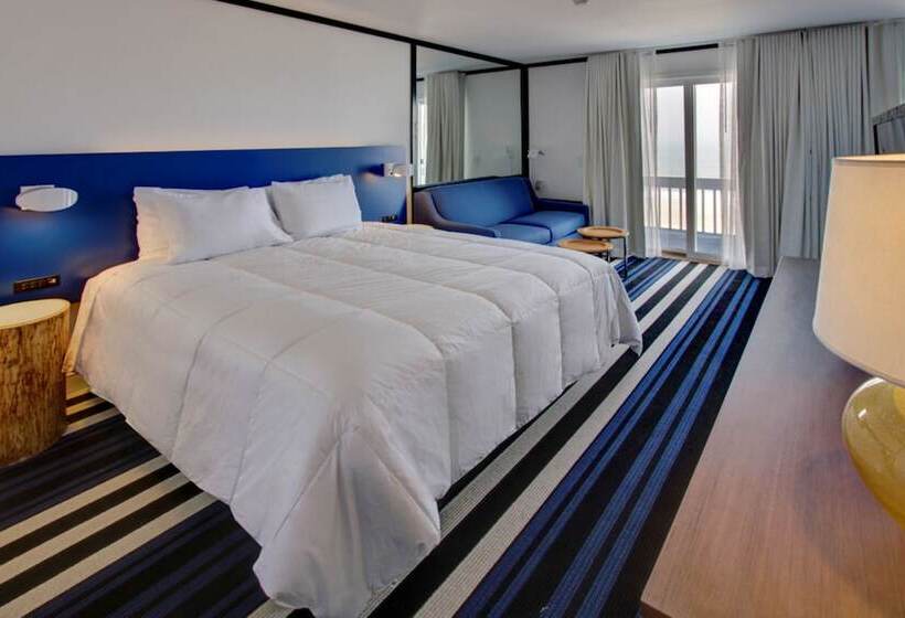 منتجع Montauk Blue