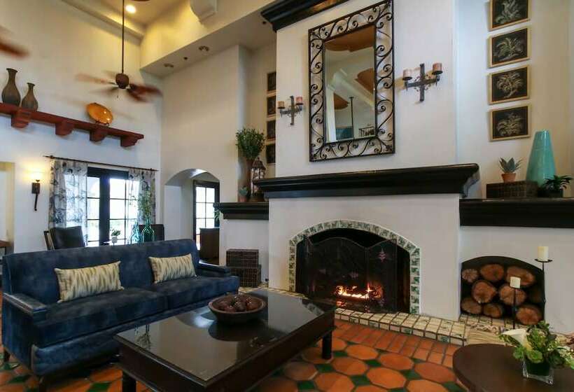 אתר נופש Oxford Suites Pismo Beach