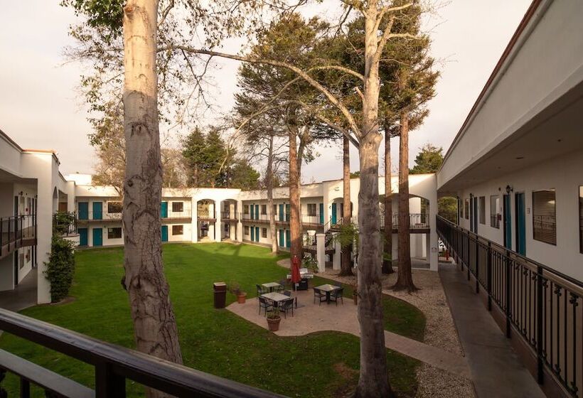 אתר נופש Oxford Suites Pismo Beach