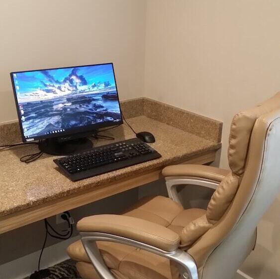 منتجع Palmera Inn And Suites