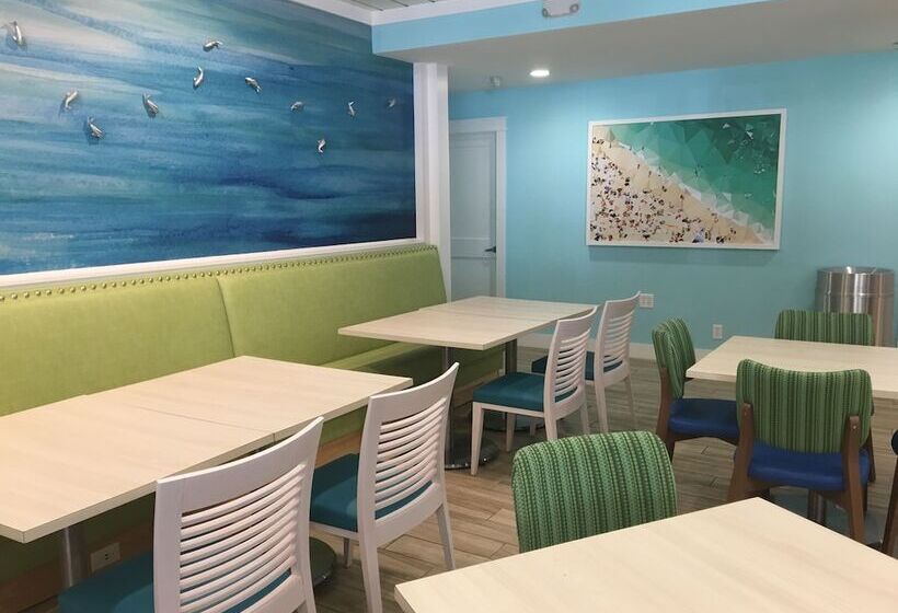 منتجع Palmera Inn And Suites