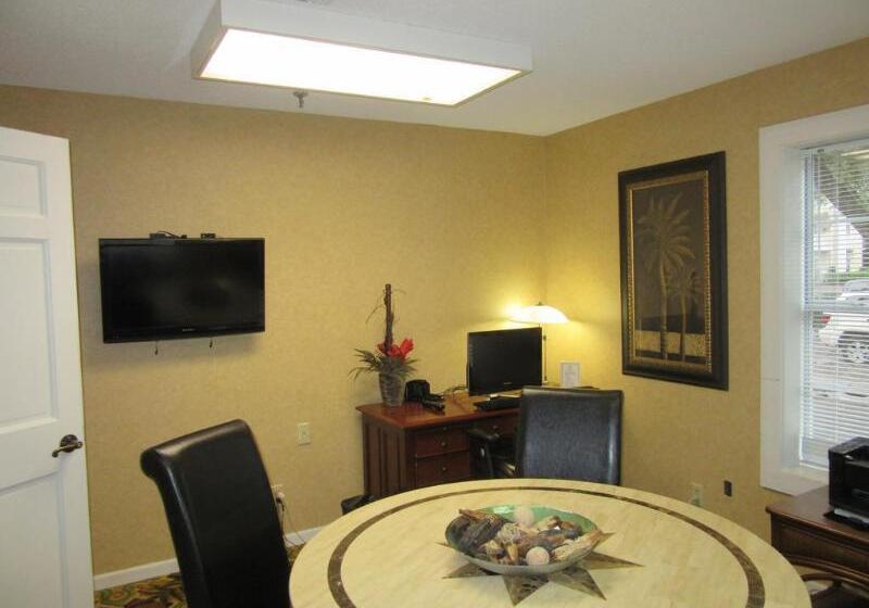 منتجع Palmera Inn And Suites