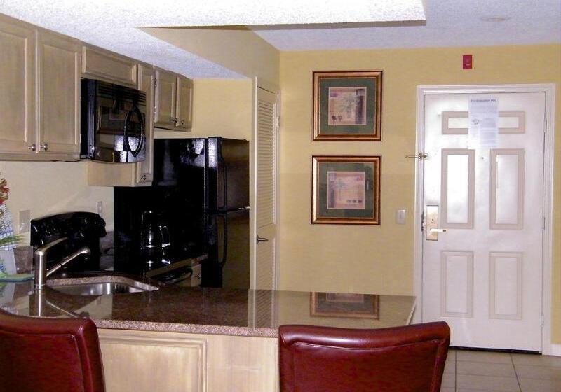 منتجع Palmera Inn And Suites