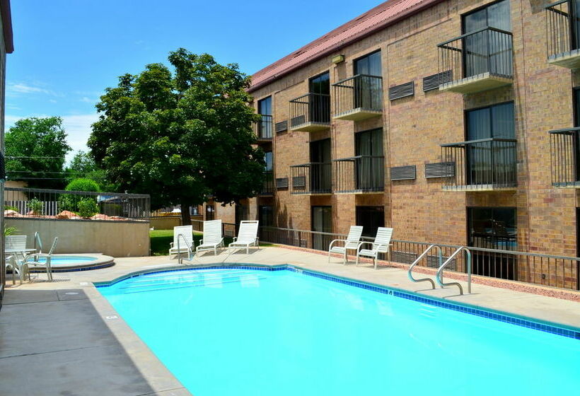 Отель Stratford Court