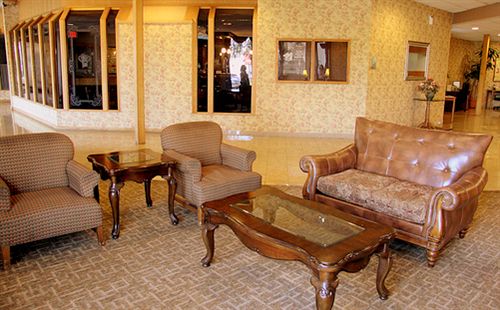 Stratford Hotel & Conference Center