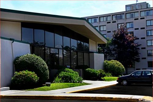 Stratford Hotel & Conference Center