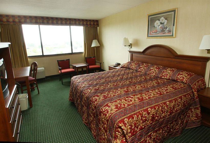 Stratford Hotel & Conference Center