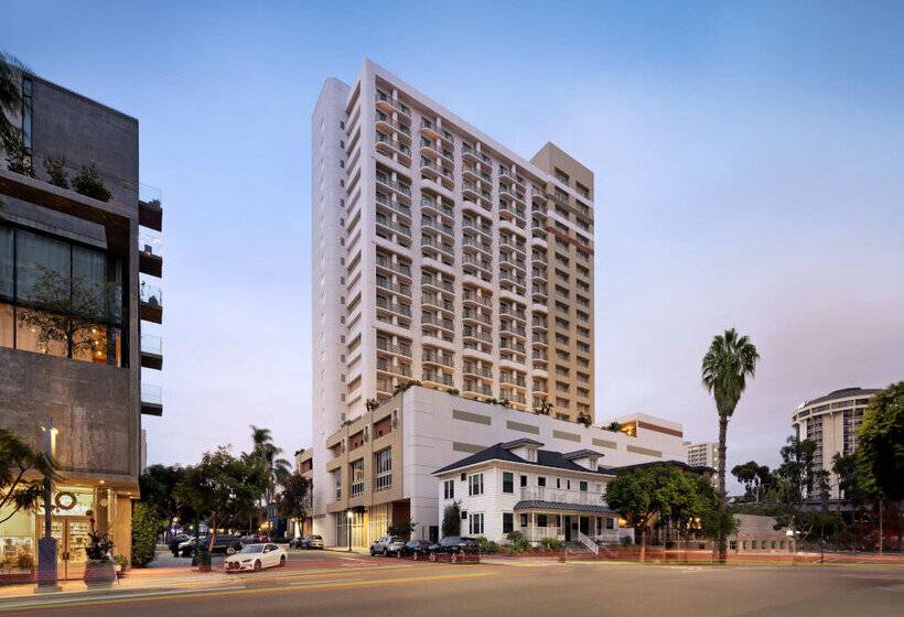 호텔 Courtyard by Marriott San Diego Downtown Little Italy