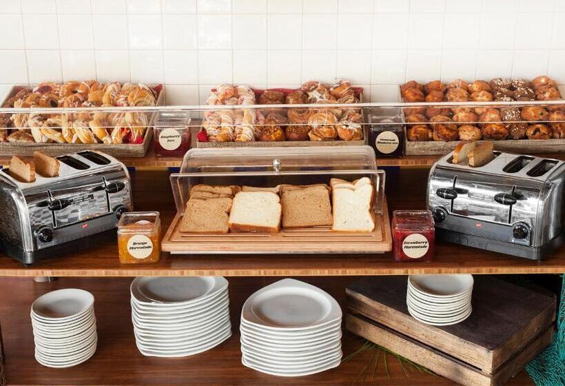 Wyndham Orlando Resort International Drive