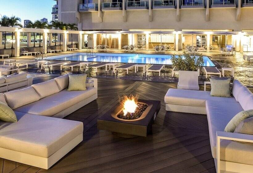 Ala Moana Hotel By Mantra