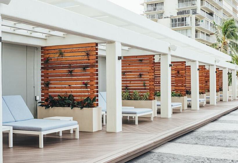 Ala Moana Hotel By Mantra