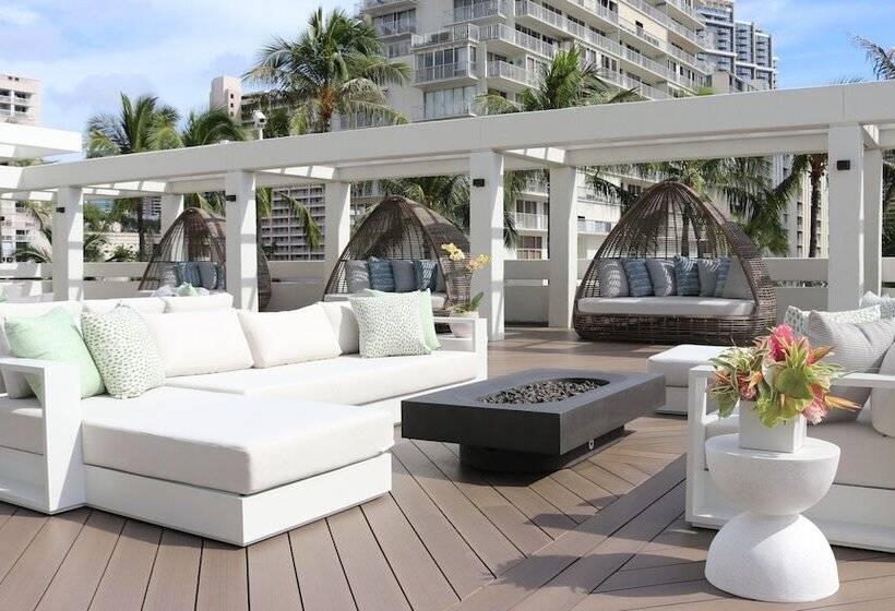 Ala Moana Hotel By Mantra