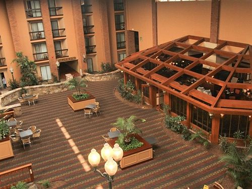 CoCo Key Water Resort - Hotel - Convention Center Waterbury