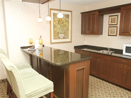 CoCo Key Water Resort - Hotel - Convention Center Waterbury