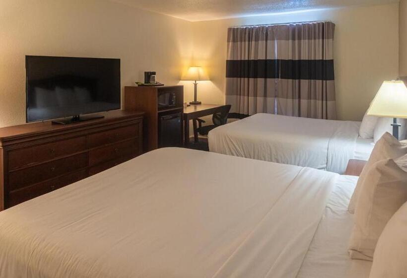 Cottonwood Suites Savannah Hotel & Conference Center