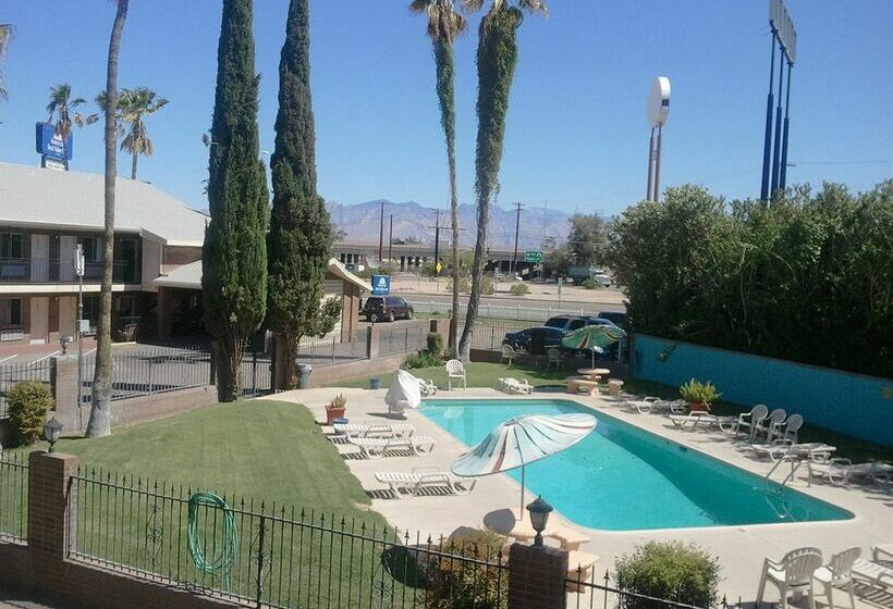 هتل Americas Best Value Inn Tucson